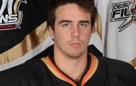 DEUX AUTRES DÉFAITES POUR LES FILONS