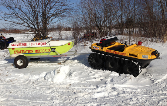 Danger sur la glace - le quotidien des lacs