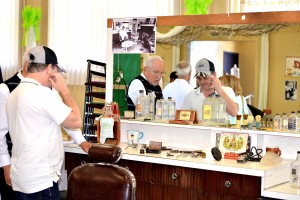 Exposition Les Barbiers d’autrefois, Société historique de Disraeli