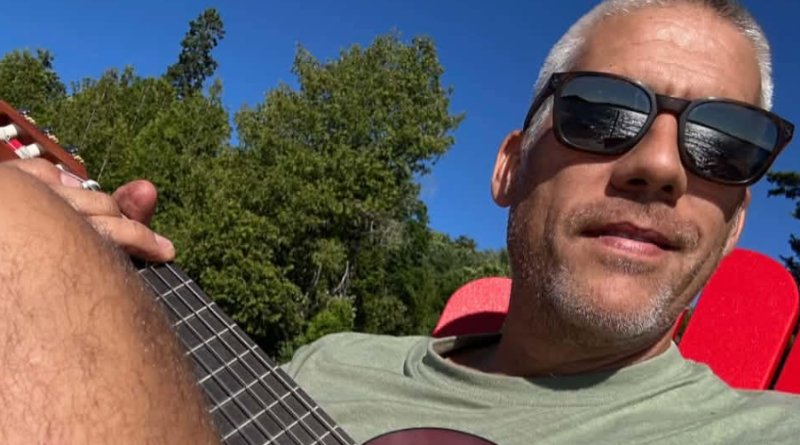 Un premier album solo pour Éric Martin : Enjoy la ride est maintenant disponible